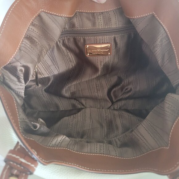 Salvatore Ferragamo Gancini Shoulder Bag Ivory and Brown Leather Gold Hardware - Picture 12 of 15